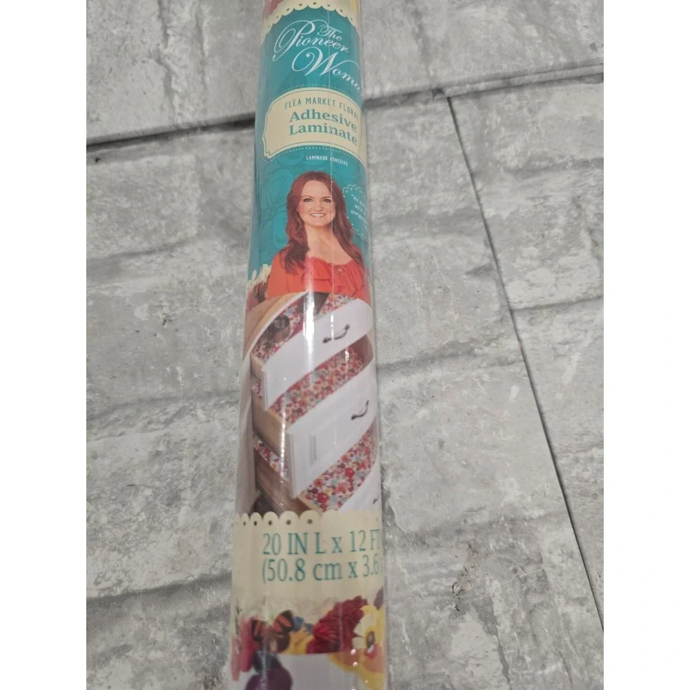 The Pioneer Woman Flea Market Floral Adhesive Laminate Drawer Shelf Liner 12'